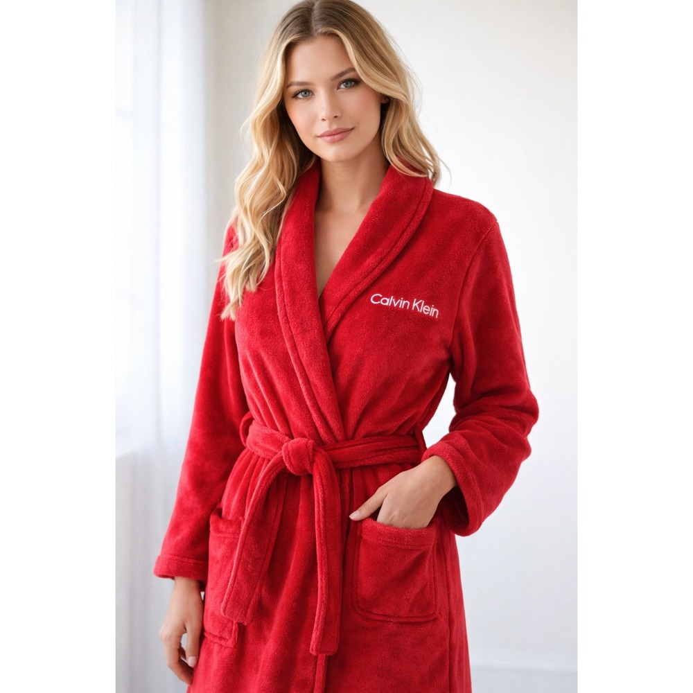 Valentines Spa Gift set, Calvin Klein Red Plush Robe XS/SCandle,Mask,Bath Salts